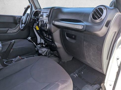 Used 2014 Jeep Wrangler Unlimited Sport w/ Quick Order Package 23S AWD/4WD image 26