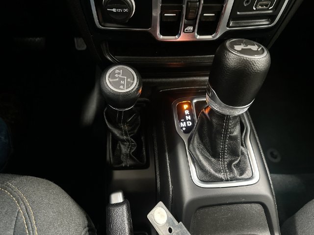 Used 2024 Jeep Wrangler Unlimited Sport AWD/4WD image 29