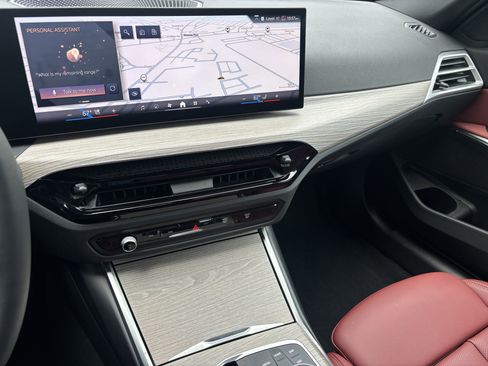 Used 2025 BMW 330i Sedan RWD image 23