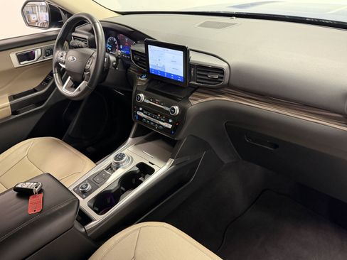 Used 2020 Ford Explorer Limited AWD/4WD image 23