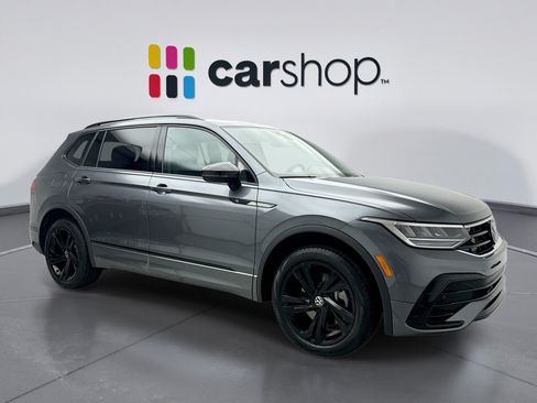 Used 2023 Volkswagen Tiguan SE R-Line FWD image 7
