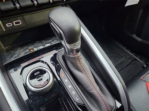 Certified 2024 Chevrolet Colorado Z71 w/ Z71 Convenience Package 2 image 15