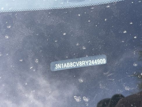 Used 2024 Nissan Sentra SV image 10