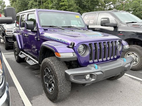 Used 2023 Jeep Wrangler Unlimited Rubicon 4xe w/ Cold Weather Group AWD/4WD image 3