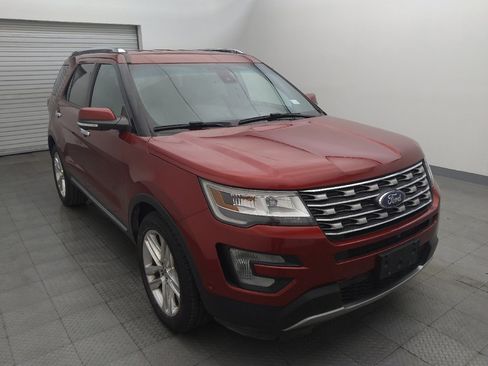 Used 2016 Ford Explorer Limited w/ Equipment Group 301A FWD image 13
