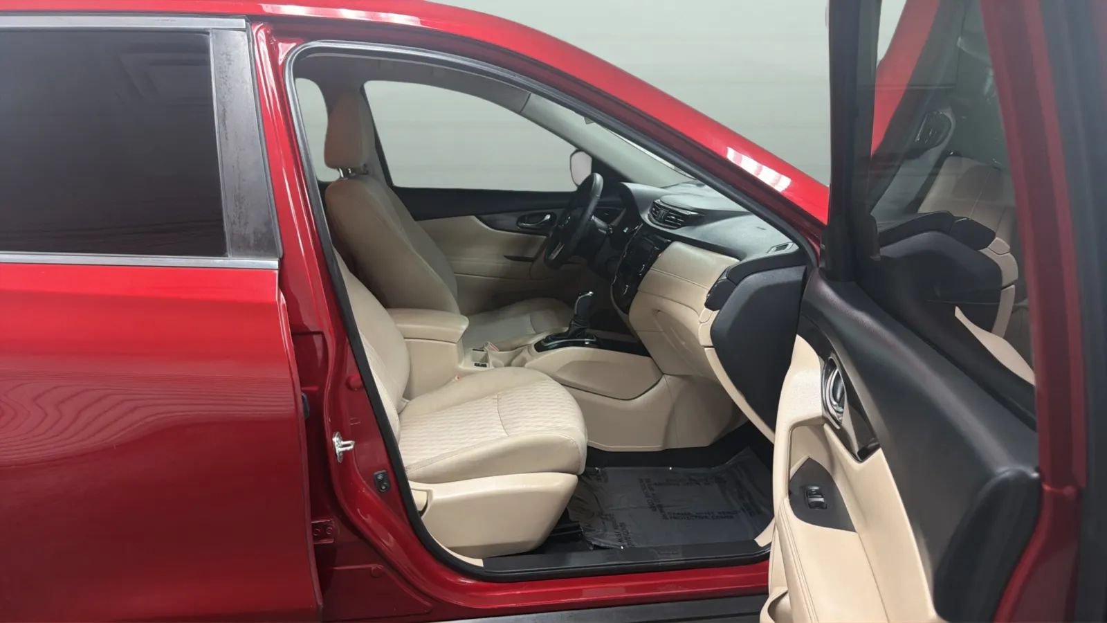 Used 2019 Nissan Rogue SV FWD image 22