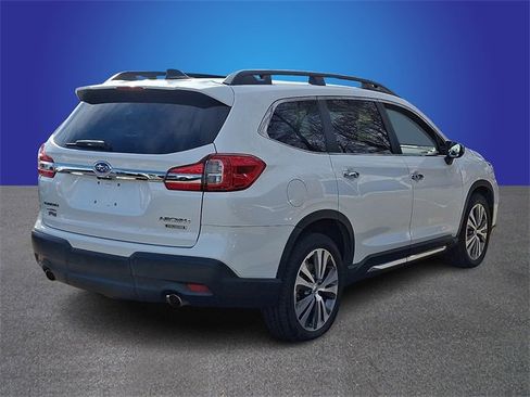 Used 2019 Subaru Ascent Touring image 4