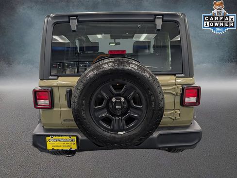 Used 2025 Jeep Wrangler Sport AWD/4WD image 5