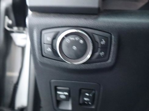 Used 2019 Ford F150 XLT w/ Equipment Group 302A Luxury AWD/4WD image 28