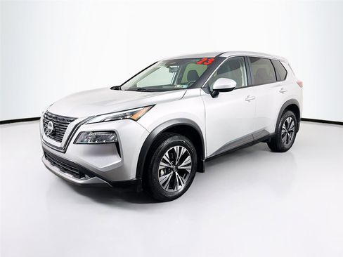 Used 2023 Nissan Rogue SV AWD/4WD image 3