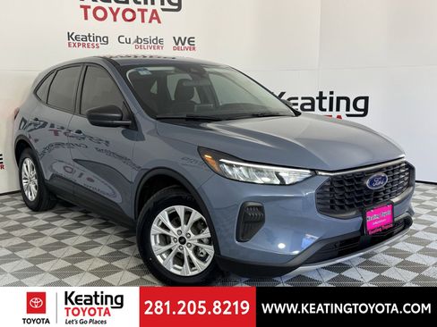 Used 2025 Ford Escape Active image 2