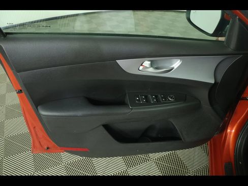 Used 2023 Kia Forte LXS w/ LXS Technology Package FWD image 21