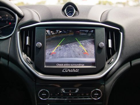 Used 2014 Maserati Ghibli S Q4 AWD/4WD image 35