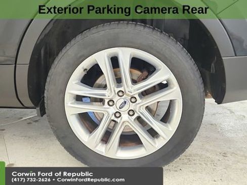Used 2017 Ford Explorer XLT w/ Equipment Group 202A image 10
