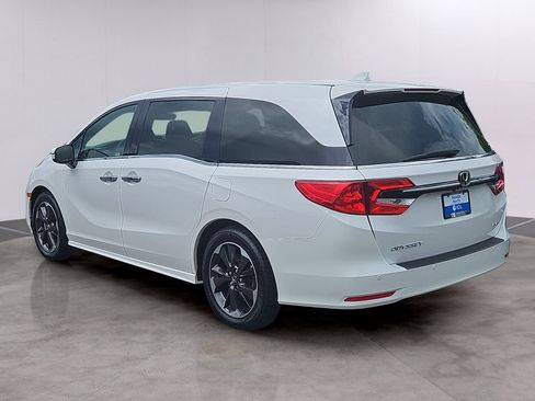Certified 2024 Honda Odyssey Elite image 6
