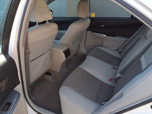 Used 2013 Toyota Camry LE image 17