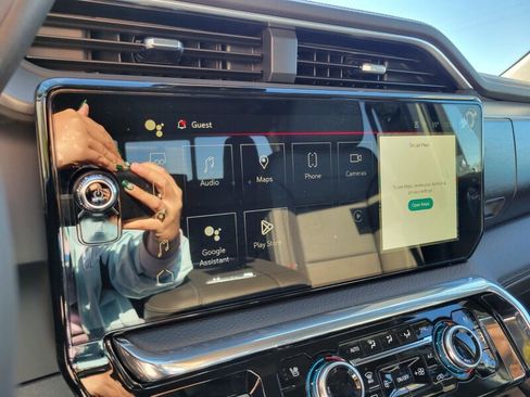 New 2026 GMC Sierra 3500 Denali w/ Denali Reserve Package image 19