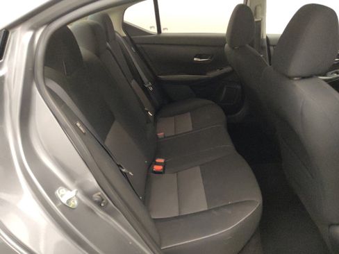 Used 2022 Nissan Sentra SV FWD image 19