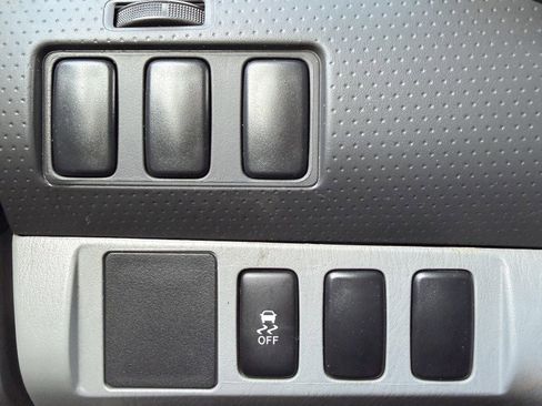 Used 2014 Toyota Tacoma 2WD Regular Cab image 23