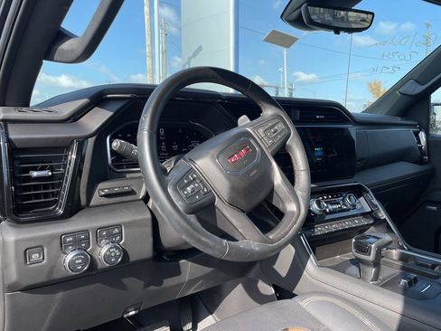 Used 2024 GMC Sierra 1500 AT4 w/ Technology Package image 10