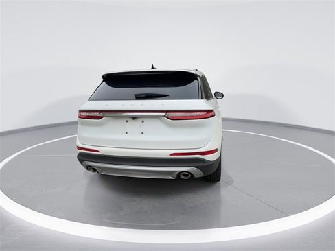 New 2026 Lincoln Corsair Reserve image 7