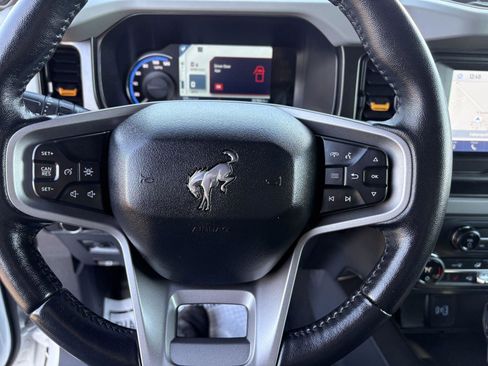 Used 2021 Ford Bronco Badlands w/ Sasquatch Package image 17