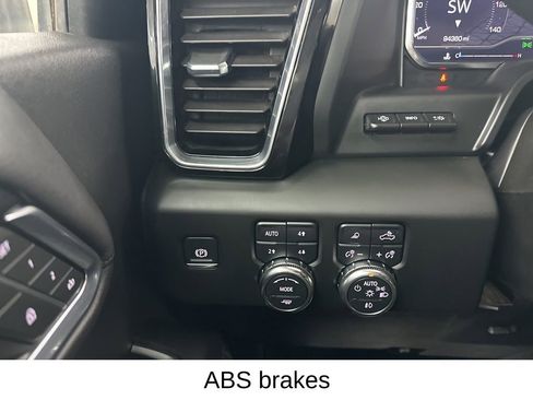 Used 2024 GMC Sierra 2500 Denali w/ Denali Reserve Package image 37