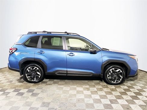Certified 2025 Subaru Forester Limited image 9