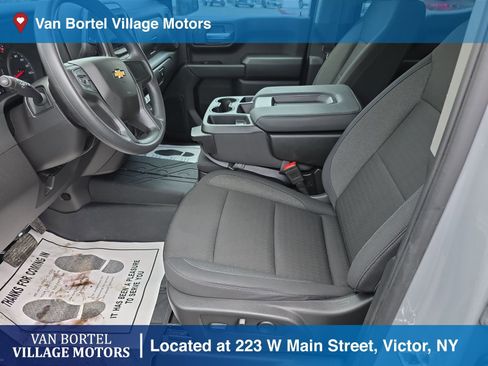 Used 2025 Chevrolet Silverado 1500 Custom image 7