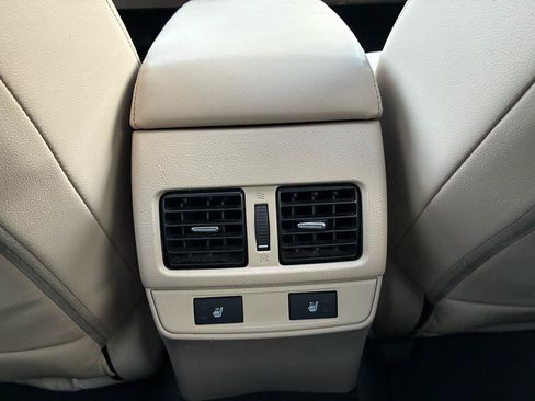 Used 2015 Subaru Outback 2.5i Limited AWD/4WD image 26
