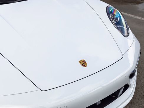 Certified 2024 Porsche 911 Carrera S RWD image 15