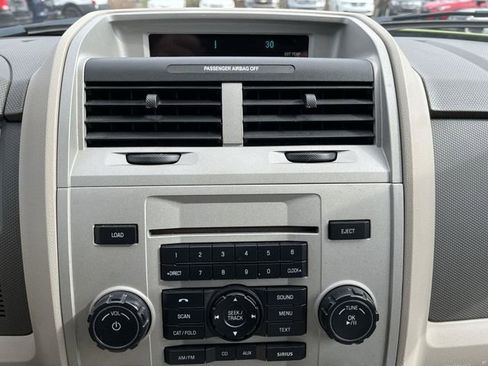 Used 2012 Ford Escape XLT FWD image 13