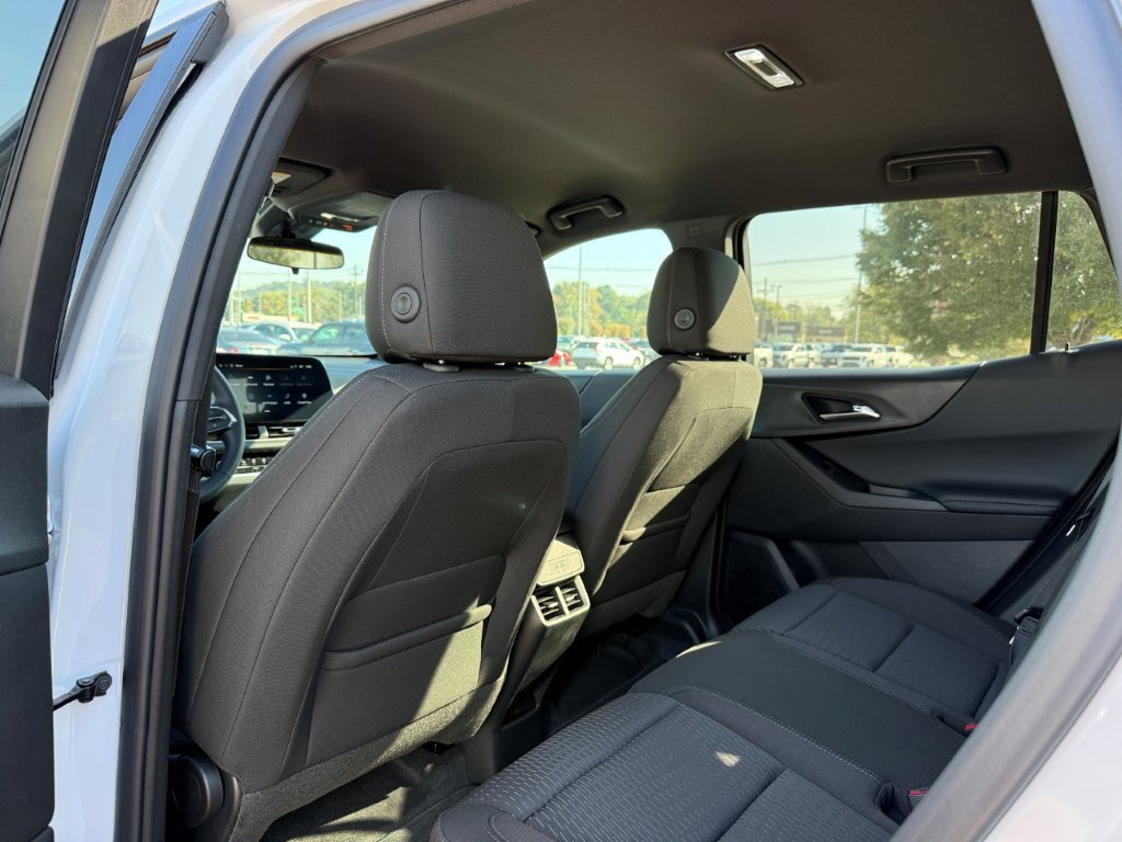 New 2027 Chevrolet Equinox LT FWD image 13