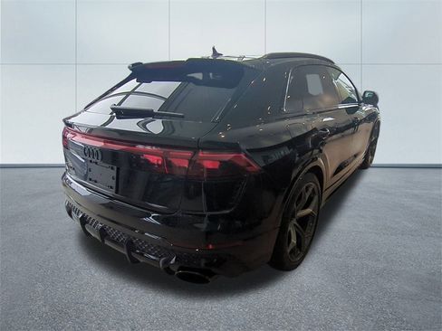 New 2026 Audi RS Q8 performance image 2