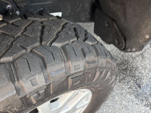 Certified 2024 Toyota Tacoma SR5 image 33