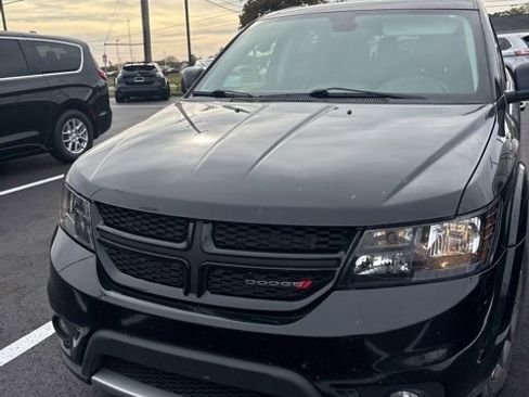 Used 2018 Dodge Journey GT image 1