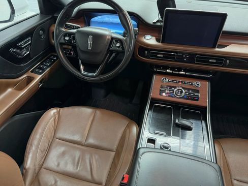 Used 2021 Lincoln Aviator Reserve w/ Equipment Group 208A RWD image 28