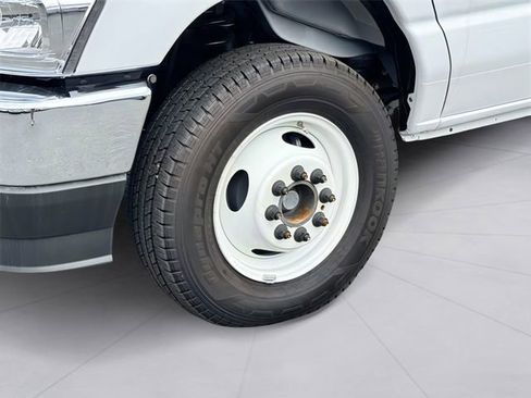 New 2025 Ford E-350 and Econoline 350 Super Duty w/ Driver's Safety Package image 9