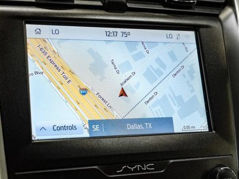 Used 2020 Ford Fusion SE FWD image 23