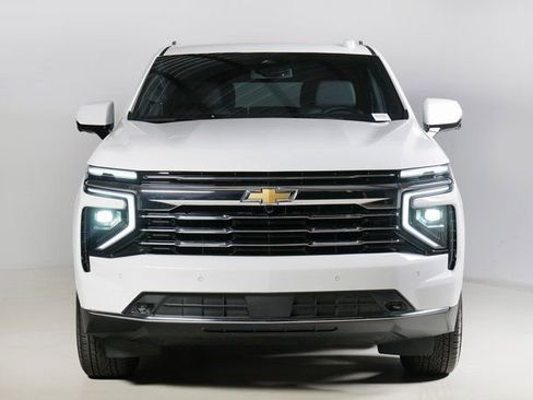 Used 2025 Chevrolet Tahoe LT w/ Comfort Package image 8