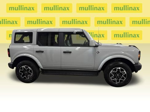 New 2026 Ford Bronco Outer Banks image 2