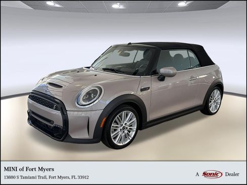 Used 2024 MINI Cooper S FWD image 1
