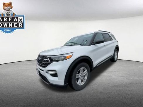 Certified 2023 Ford Explorer XLT w/ Equipment Group 202A AWD/4WD image 5