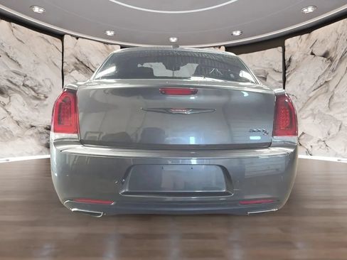 Used 2021 Chrysler 300 S RWD image 3