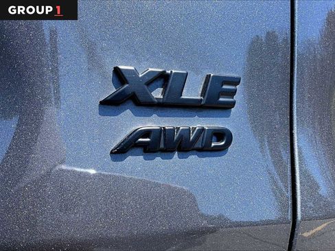 Certified 2022 Toyota RAV4 XLE Premium AWD/4WD image 10