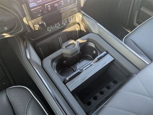 New 2025 RAM 3500 Limited image 23