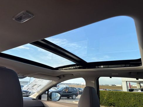 New 2026 Nissan Murano Platinum image 14