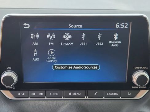 Used 2025 Nissan Sentra SV FWD image 16