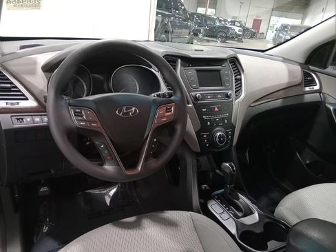 Used 2017 Hyundai Santa Fe Sport FWD image 14