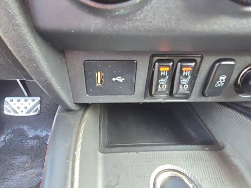 Used 2018 Mitsubishi Outlander Sport LE AWD/4WD image 31